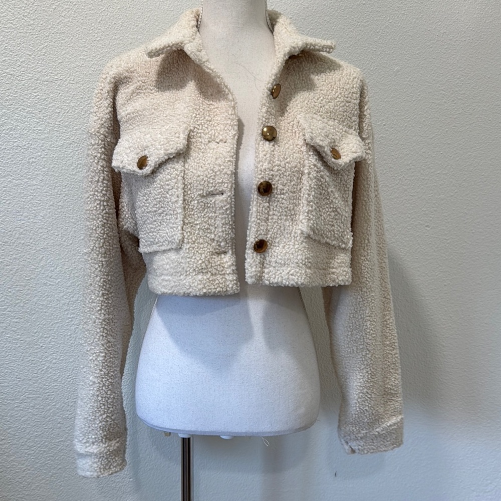 Cropped Cream Sherpa Jacket - Women's Cozy Button-Up Coat